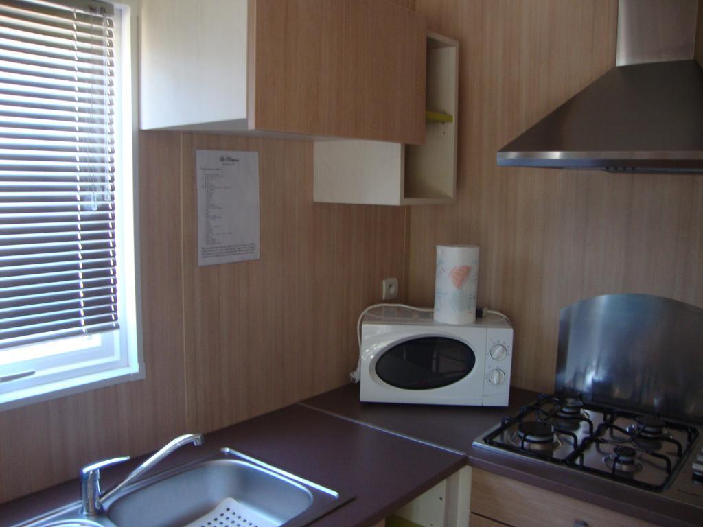 Camping Residence Chalet La Pomposa Terrazzoni Bonifacio  Phòng bức ảnh