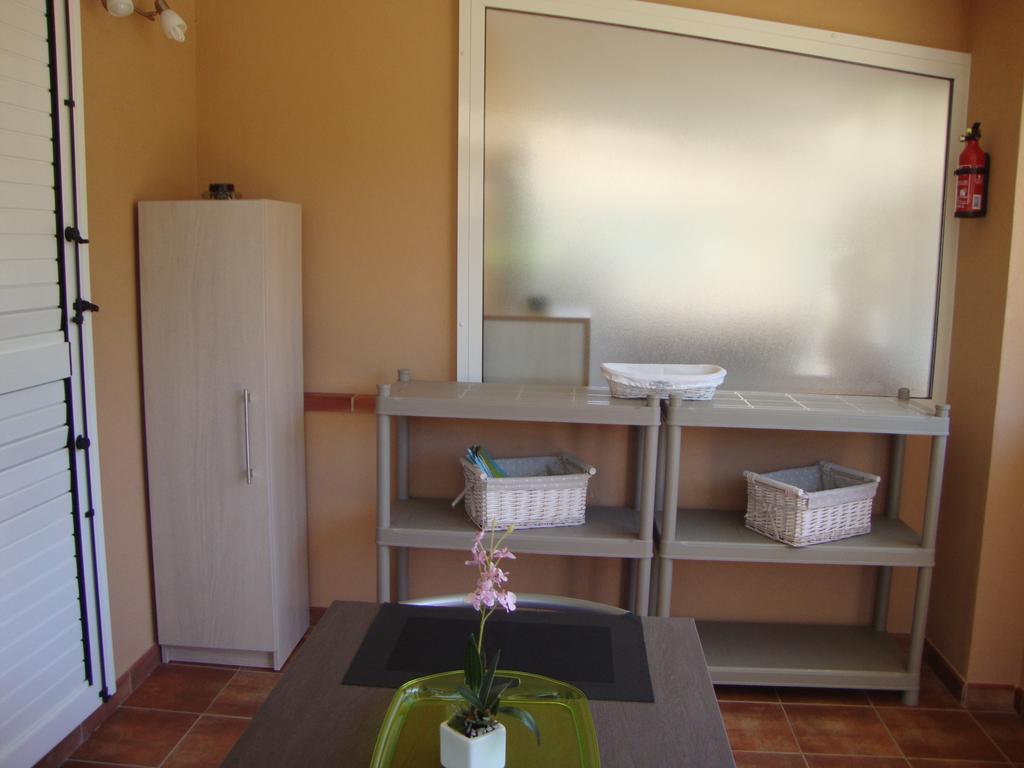 Camping Residence Chalet La Pomposa Terrazzoni Bonifacio  Phòng bức ảnh
